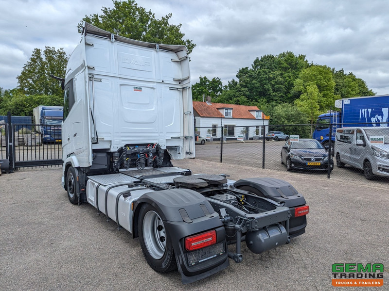DAF XG+ 4x2 Euro6E - MEGA/Lowdeck - Retarder - Dubbele tanks - MirrorCam - 3 DVS StarRating - 15 STUKS OP VOORRAAD - Cap tractor: Foto 4 DAF XG+ 4x2 Euro6E - MEGA/Lowdeck - Retarder - Dubbele tanks - MirrorCam - 3 DVS StarRating - 15 STUKS OP VOORRAAD - Cap tractor: Foto 4