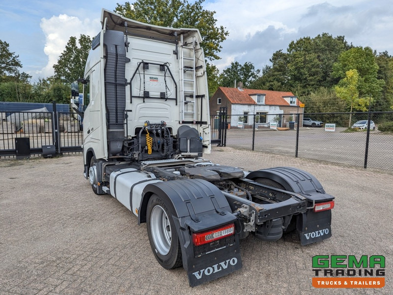 Volvo FH420 4x2 Euro6 FH420 4x2 Globetrotter Euro6 - XLOW / Mega - VEB+ - Double Tanks - Air Suspension (T1539) - Cap tractor: Foto 4 Volvo FH420 4x2 Euro6 FH420 4x2 Globetrotter Euro6 - XLOW / Mega - VEB+ - Double Tanks - Air Suspension (T1539) - Cap tractor: Foto 4