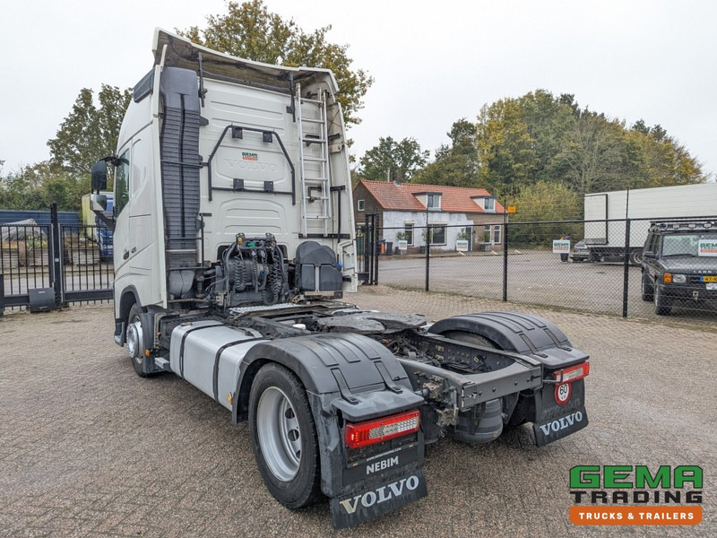 Volvo FH420 4x2 Euro6 FH420 4x2 Globetrotter Euro6 - XLOW / Mega - VEB+ - Double Tanks - Air Suspension - Cap tractor: Foto 4 Volvo FH420 4x2 Euro6 FH420 4x2 Globetrotter Euro6 - XLOW / Mega - VEB+ - Double Tanks - Air Suspension - Cap tractor: Foto 4