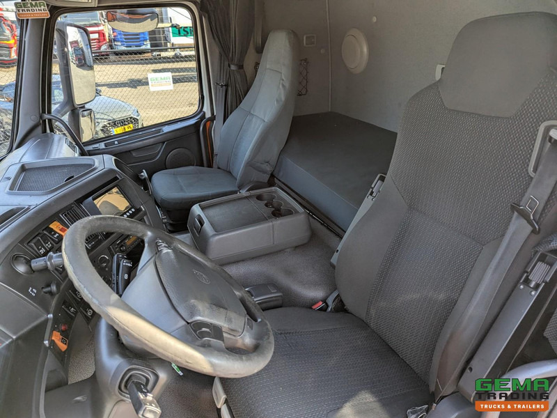 Volvo FM410 6x2/4 Globetrotter Euro5 - ADR - PTO - Hydrauliek - Alcoa's - Camera - Cap tractor: Foto 5 Volvo FM410 6x2/4 Globetrotter Euro5 - ADR - PTO - Hydrauliek - Alcoa's - Camera - Cap tractor: Foto 5