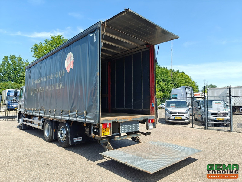 DAF CF 400 FAN 6x2/4 SpaceCab Euro6A - Schuifzeilenbak 7.7m + Laadklep 2000kg - HH Vloer - AanhangerKoppeling - Camion cu prelată: Foto 5 DAF CF 400 FAN 6x2/4 SpaceCab Euro6A - Schuifzeilenbak 7.7m + Laadklep 2000kg - HH Vloer - AanhangerKoppeling - Camion cu prelată: Foto 5