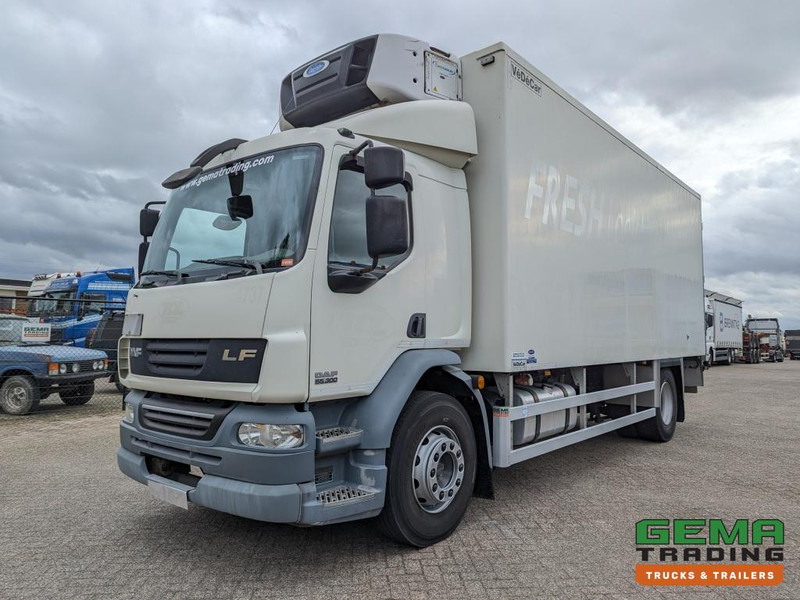 DAF FA LF55.300 4x2 Sleepcab 18T Euro5 Koel-VriesBak 6.45m + Carrier Supra 750 - Laadklep 1500KG  (V781) - Camion izoterma: Foto 1 DAF FA LF55.300 4x2 Sleepcab 18T Euro5 Koel-VriesBak 6.45m + Carrier Supra 750 - Laadklep 1500KG  (V781) - Camion izoterma: Foto 1
