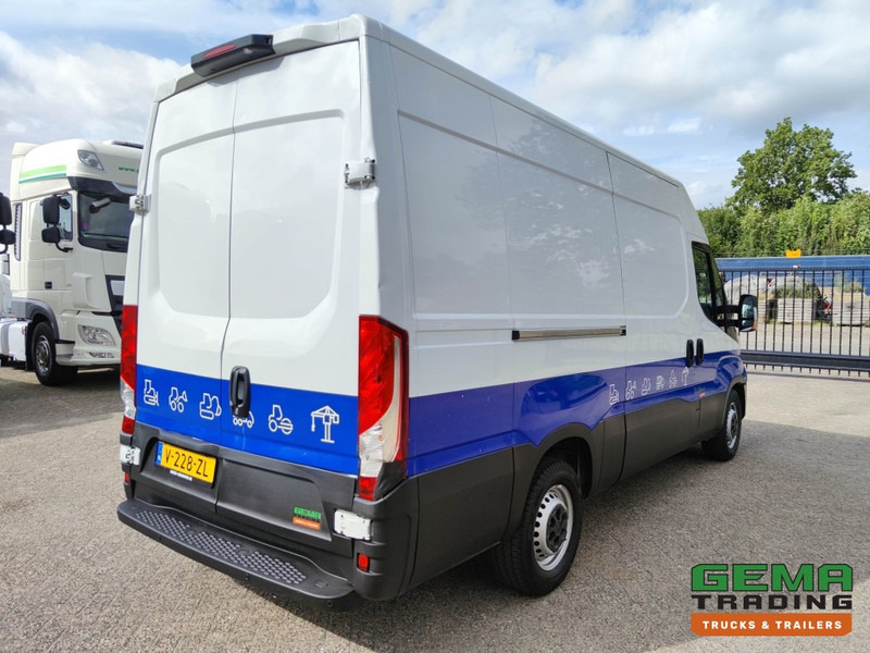 Iveco Daily 35S12 Euro6 Bestelbus L2 H2 - Handgeschakeld - Airco (A116) - Dubă: Foto 3 Iveco Daily 35S12 Euro6 Bestelbus L2 H2 - Handgeschakeld - Airco (A116) - Dubă: Foto 3