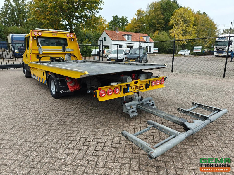 Iveco / Tevor 70C18/TR24 4x2 DubbelCabine Euro6D - TEVOR ZP30-C1 + Bril 1800KG - Afstandsbediening - 03/2026 APK - Maşină de tractare: Foto 5 Iveco / Tevor 70C18/TR24 4x2 DubbelCabine Euro6D - TEVOR ZP30-C1 + Bril 1800KG - Afstandsbediening - 03/2026 APK - Maşină de tractare: Foto 5
