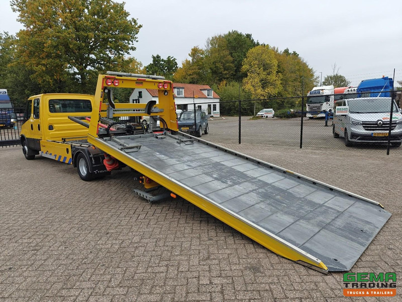 Iveco / Tevor 70C18/TR24 4x2 DubbelCabine Euro6D - TEVOR ZP30-C1 + Bril 1800KG - Afstandsbediening - 03/2026 APK - Maşină de tractare: Foto 3 Iveco / Tevor 70C18/TR24 4x2 DubbelCabine Euro6D - TEVOR ZP30-C1 + Bril 1800KG - Afstandsbediening - 03/2026 APK - Maşină de tractare: Foto 3