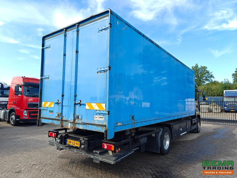 MAN TGA 18.310 4x2 LX Euro3 - Handgeschakeld ZF16 - BDF/VerhuisBak + Laadklep 2000KG - 207.000km - 12/2025 APK - Camion transport containere/ Swap body: Foto 4 MAN TGA 18.310 4x2 LX Euro3 - Handgeschakeld ZF16 - BDF/VerhuisBak + Laadklep 2000KG - 207.000km - 12/2025 APK - Camion transport containere/ Swap body: Foto 4