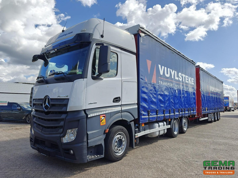 Mercedes-Benz Actros 2645 6x2 Gigaspace Euro6 + 3Axle Trailer -  115m³ VolumeCombi - Dubbele Tanks - Moffet Aansluiting - HH Vloer - SMARTTacho V2 - Camion furgon: Foto 1 Mercedes-Benz Actros 2645 6x2 Gigaspace Euro6 + 3Axle Trailer -  115m³ VolumeCombi - Dubbele Tanks - Moffet Aansluiting - HH Vloer - SMARTTacho V2 - Camion furgon: Foto 1