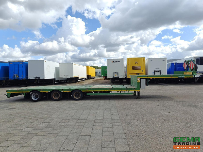 Leasing de Nooteboom MCO-42-03V/L SemiDieplader 12.4m - 3Assen Gedwongen Gestuurd - Afstandbediening - Uitschuifbaar 5.8m - Rongenpotten - Twistlocks - 07/2026 APK Nooteboom MCO-42-03V/L SemiDieplader 12.4m - 3Assen Gedwongen Gestuurd - Afstandbediening - Uitschuifbaar 5.8m - Rongenpotten - Twistlocks - 07/2026 APK: Foto 18 Leasing de Nooteboom MCO-42-03V/L SemiDieplader 12.4m - 3Assen Gedwongen Gestuurd - Afstandbediening - Uitschuifbaar 5.8m - Rongenpotten - Twistlocks - 07/2026 APK Nooteboom MCO-42-03V/L SemiDieplader 12.4m - 3Assen Gedwongen Gestuurd - Afstandbediening - Uitschuifbaar 5.8m - Rongenpotten - Twistlocks - 07/2026 APK: Foto 18
