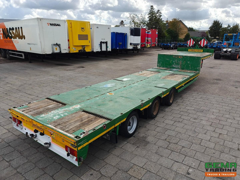 Leasing de Nooteboom MCO-42-03V/L SemiDieplader 12.4m - 3Assen Gedwongen Gestuurd - Afstandbediening - Uitschuifbaar 5.8m - Rongenpotten - Twistlocks - 07/2026 APK Nooteboom MCO-42-03V/L SemiDieplader 12.4m - 3Assen Gedwongen Gestuurd - Afstandbediening - Uitschuifbaar 5.8m - Rongenpotten - Twistlocks - 07/2026 APK: Foto 6 Leasing de Nooteboom MCO-42-03V/L SemiDieplader 12.4m - 3Assen Gedwongen Gestuurd - Afstandbediening - Uitschuifbaar 5.8m - Rongenpotten - Twistlocks - 07/2026 APK Nooteboom MCO-42-03V/L SemiDieplader 12.4m - 3Assen Gedwongen Gestuurd - Afstandbediening - Uitschuifbaar 5.8m - Rongenpotten - Twistlocks - 07/2026 APK: Foto 6