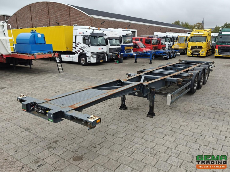 Schmitz Cargobull SCF 24 G 3-Assen MB - LiftAs - Schijfremmen - Vast Chassis - 2x20FT 1x30FT 40FT aansluiting - Semiremorcă transport containere/ Swap body: Foto 2 Schmitz Cargobull SCF 24 G 3-Assen MB - LiftAs - Schijfremmen - Vast Chassis - 2x20FT 1x30FT 40FT aansluiting - Semiremorcă transport containere/ Swap body: Foto 2