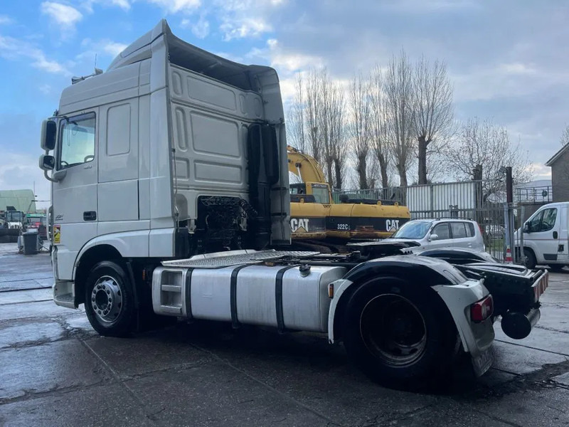 DAF XF 106.460 4X2 Tractor-unit Spring/Air Retarder Euro6 - Cap tractor: Foto 3 DAF XF 106.460 4X2 Tractor-unit Spring/Air Retarder Euro6 - Cap tractor: Foto 3