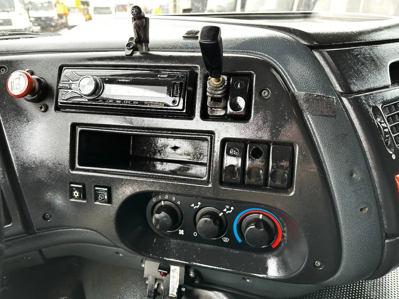 Cap tractor DAF XF 95.380 4X2 Tractor-unit Spring/Air ZF Manual DAF XF 95.380 4X2 Tractor-unit Spring/Air ZF Manual: Foto 12
