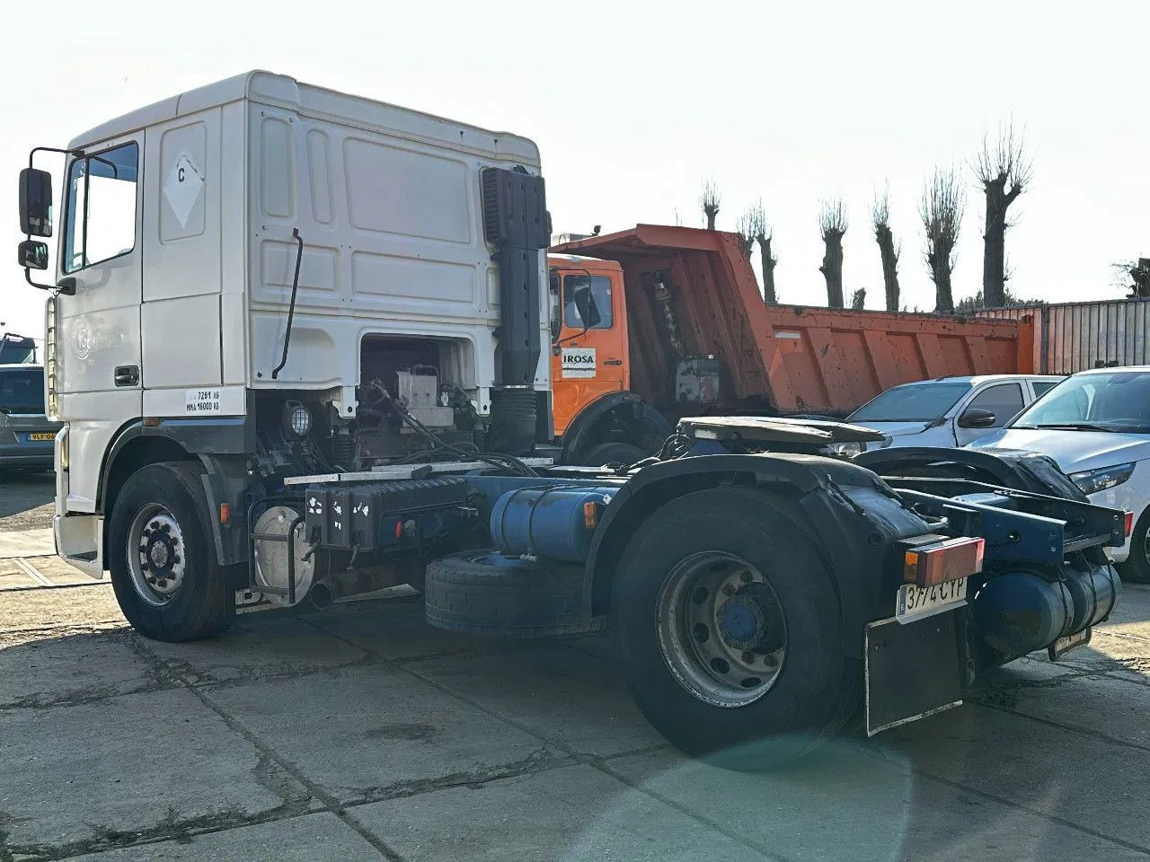 DAF XF 95.380 4X2 Tractor-unit Spring/Air ZF Manual DAF XF 95.380 4X2 Tractor-unit Spring/Air ZF Manual - Cap tractor: Foto 3 DAF XF 95.380 4X2 Tractor-unit Spring/Air ZF Manual DAF XF 95.380 4X2 Tractor-unit Spring/Air ZF Manual - Cap tractor: Foto 3