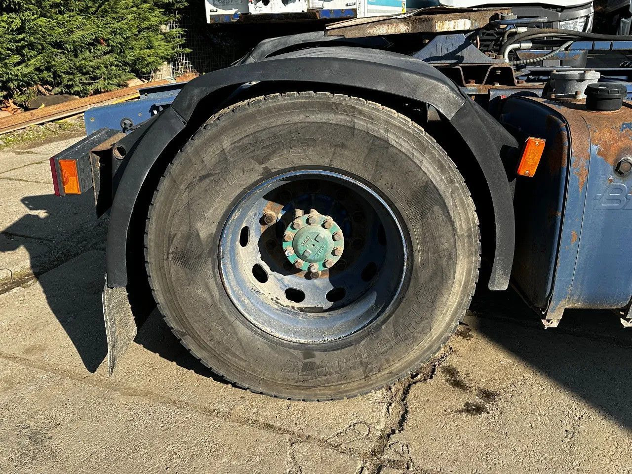 DAF XF 95.380 4X2 Tractor-unit Spring/Air ZF Manual DAF XF 95.380 4X2 Tractor-unit Spring/Air ZF Manual - Cap tractor: Foto 5 DAF XF 95.380 4X2 Tractor-unit Spring/Air ZF Manual DAF XF 95.380 4X2 Tractor-unit Spring/Air ZF Manual - Cap tractor: Foto 5