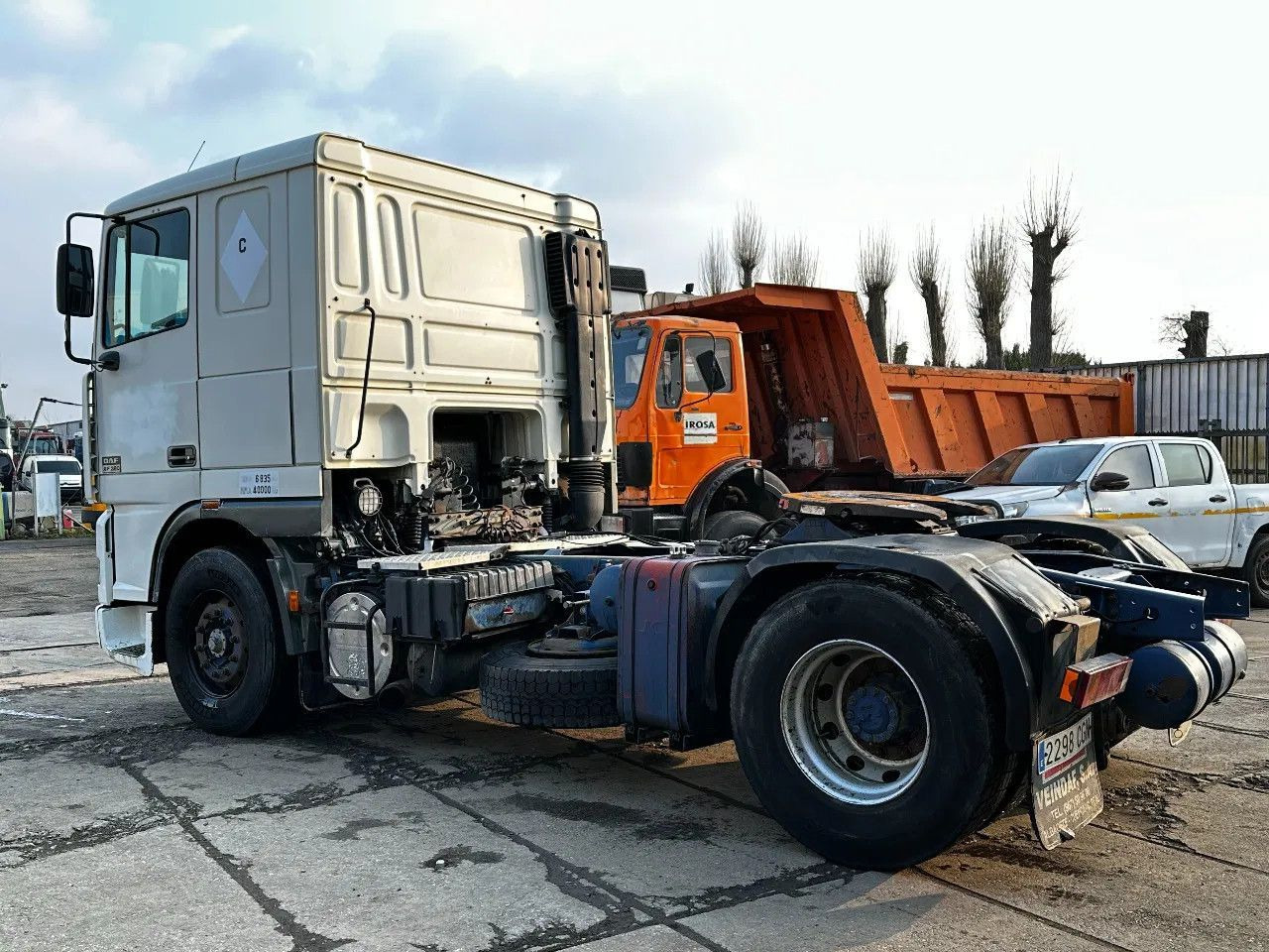 DAF XF 95.380 4X2 Tractor-unit Spring/Air ZF Manual DAF XF 95.380 4X2 Tractor-unit Spring/Air ZF Manual - Cap tractor: Foto 3 DAF XF 95.380 4X2 Tractor-unit Spring/Air ZF Manual DAF XF 95.380 4X2 Tractor-unit Spring/Air ZF Manual - Cap tractor: Foto 3