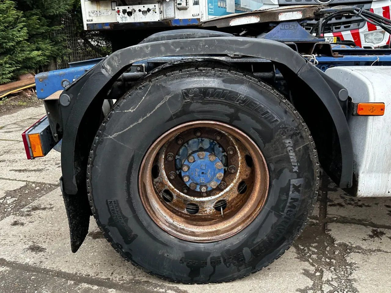 DAF XF 95.380 4X2 Tractor-unit Spring/Air ZF Manual DAF XF 95.380 4X2 Tractor-unit Spring/Air ZF Manual - Cap tractor: Foto 5 DAF XF 95.380 4X2 Tractor-unit Spring/Air ZF Manual DAF XF 95.380 4X2 Tractor-unit Spring/Air ZF Manual - Cap tractor: Foto 5