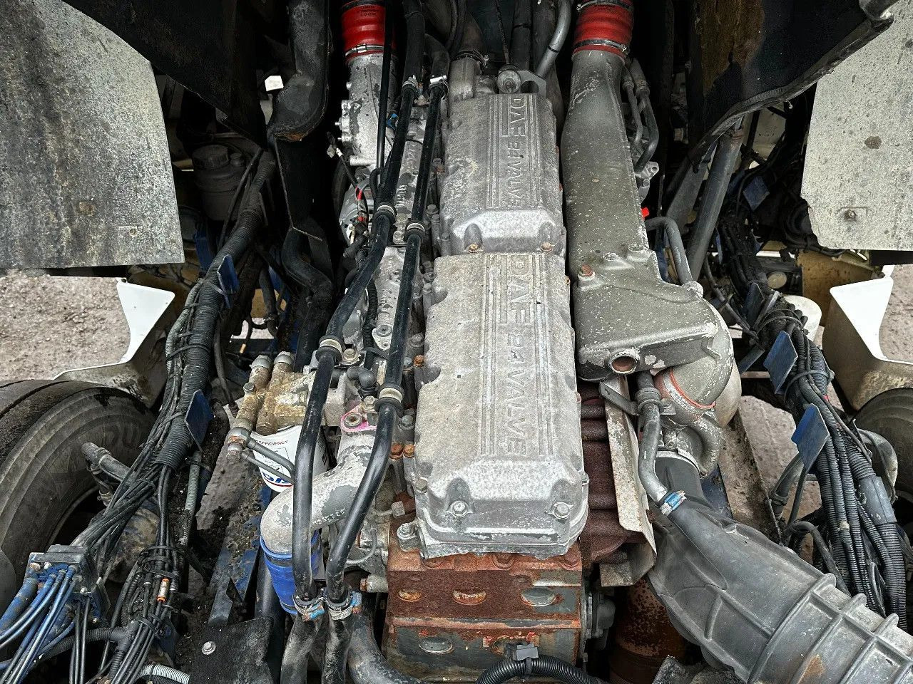 Cap tractor DAF XF 95.380 4X2 Tractor-unit Spring/Air ZF Manual DAF XF 95.380 4X2 Tractor-unit Spring/Air ZF Manual: Foto 19