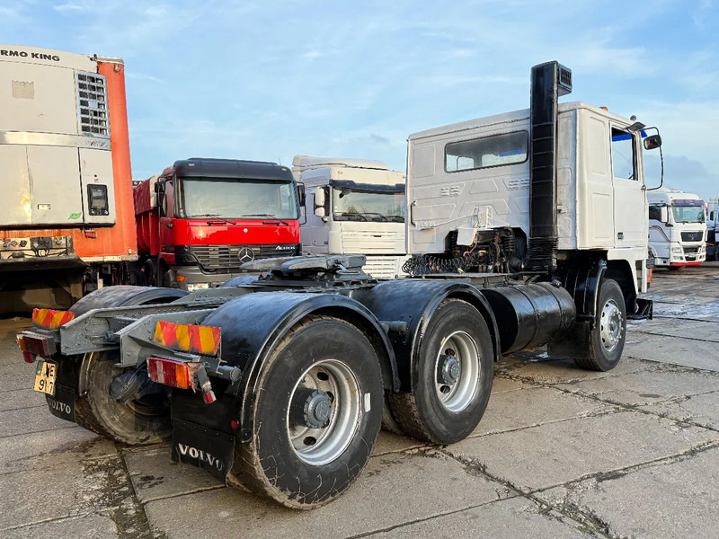 Volvo F 12 Turbo B 380 6X4 Tractor-Unit Spring/Spring Manual Gearbox - Cap tractor: Foto 4 Volvo F 12 Turbo B 380 6X4 Tractor-Unit Spring/Spring Manual Gearbox - Cap tractor: Foto 4