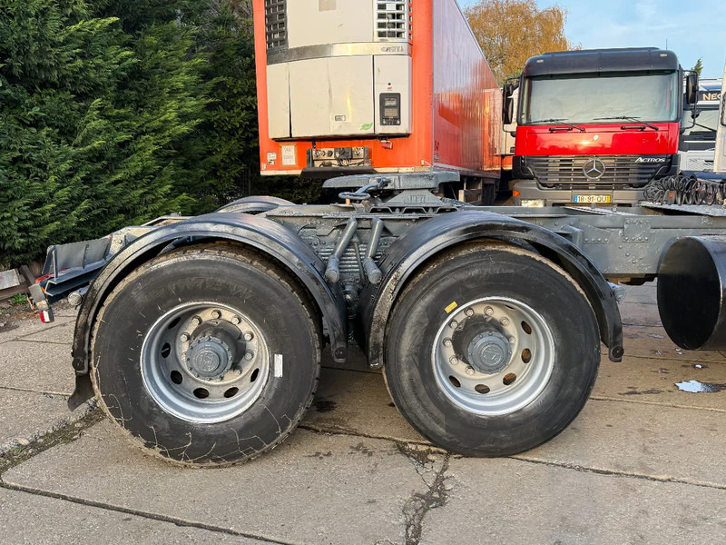 Volvo F 12 Turbo B 380 6X4 Tractor-Unit Spring/Spring Manual Gearbox - Cap tractor: Foto 5 Volvo F 12 Turbo B 380 6X4 Tractor-Unit Spring/Spring Manual Gearbox - Cap tractor: Foto 5
