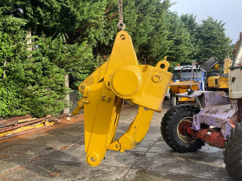 Caterpillar Ripper compatible with D7R and D7H Ripper compatible with D7R and D7H - Dinte scarificator pentru Utilaje constructii: Foto 2 Caterpillar Ripper compatible with D7R and D7H Ripper compatible with D7R and D7H - Dinte scarificator pentru Utilaje constructii: Foto 2