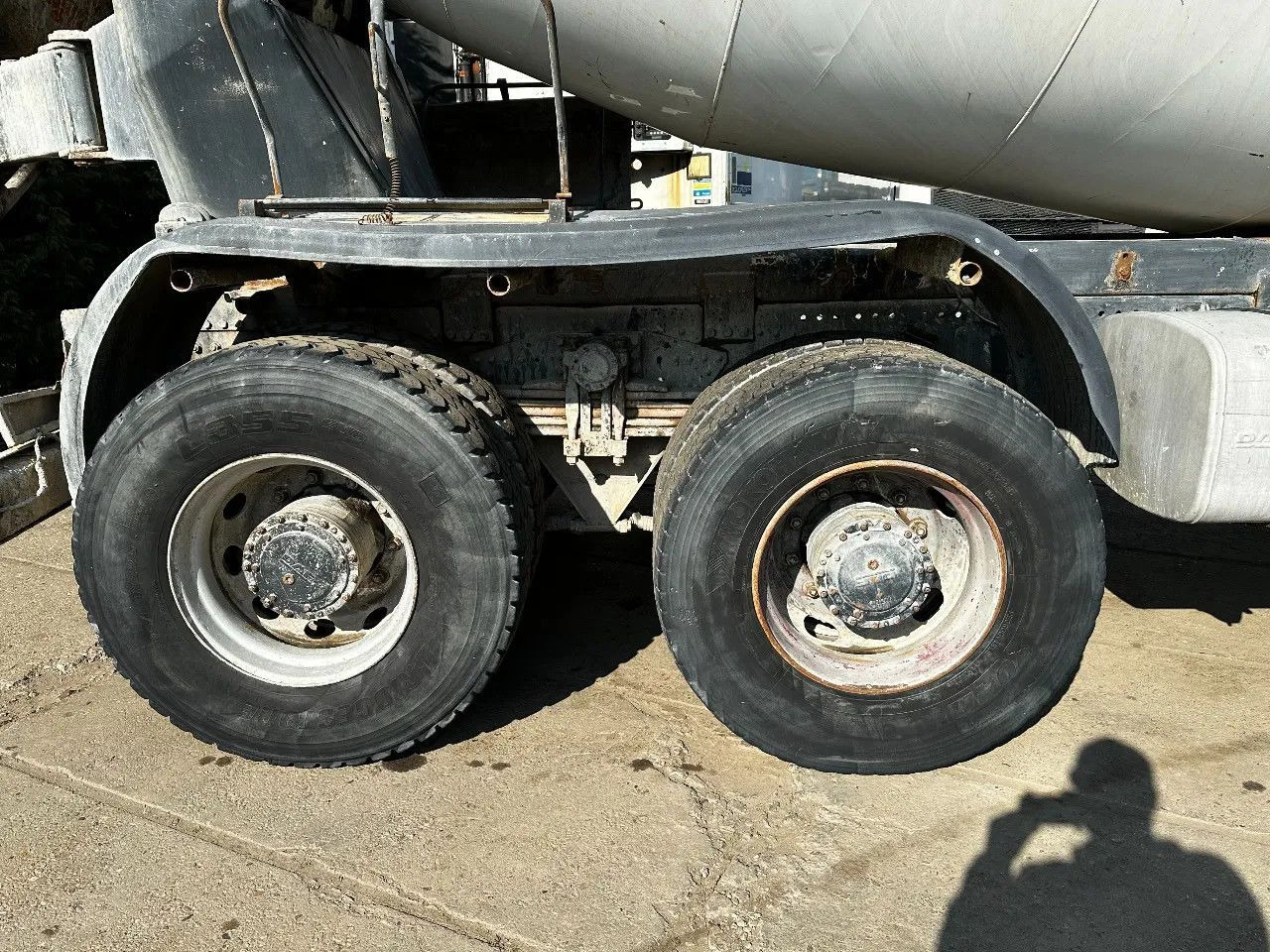 DAF CF 85.430 8X4 9m3 Mixer Spring/Spring ZF Manual - Autobetonieră: Foto 5 DAF CF 85.430 8X4 9m3 Mixer Spring/Spring ZF Manual - Autobetonieră: Foto 5