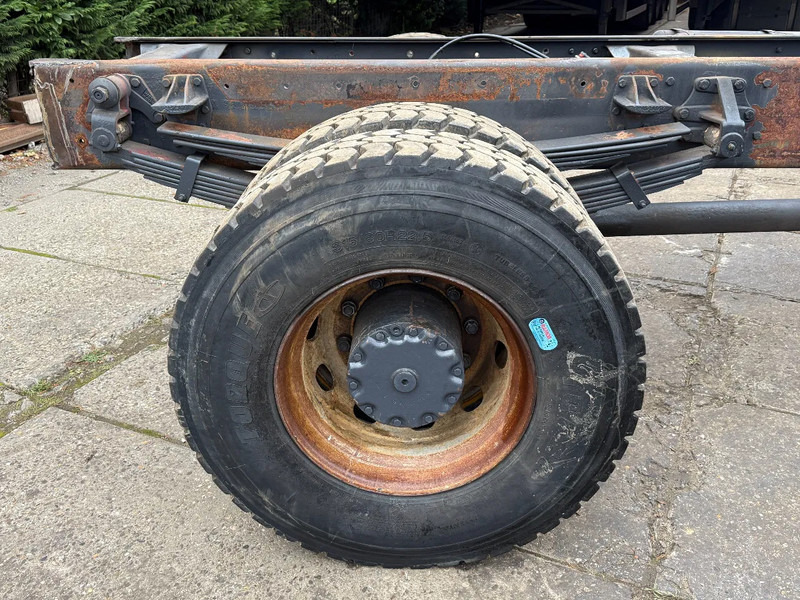 Mercedes-Benz 2036 V10 4X4 Chassis Spring/Spring Manual Gearbox - Camion şasiu: Foto 5 Mercedes-Benz 2036 V10 4X4 Chassis Spring/Spring Manual Gearbox - Camion şasiu: Foto 5