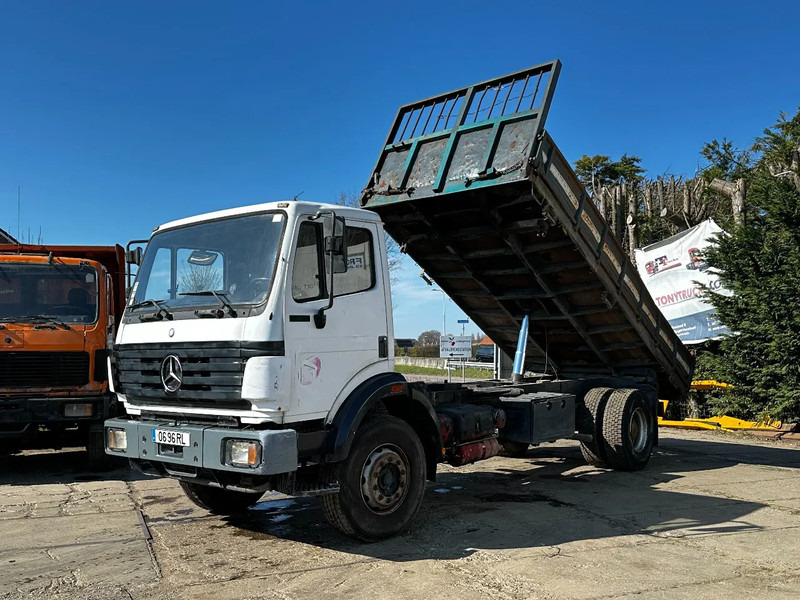 Mercedes-Benz SK 1733 V6 4X2 Tipper Spring/Spring EPS Manual Gearbox - Camion basculantă: Foto 2 Mercedes-Benz SK 1733 V6 4X2 Tipper Spring/Spring EPS Manual Gearbox - Camion basculantă: Foto 2