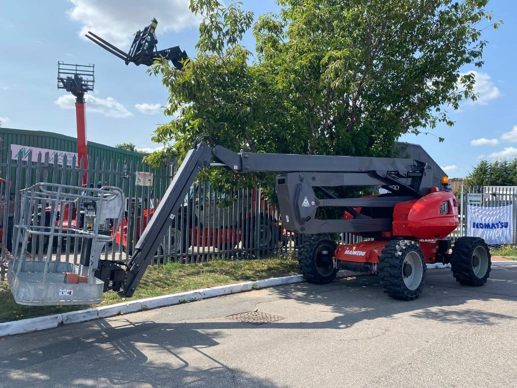 Manitou 200 ATJ - Nacela articulata: Foto 2 Manitou 200 ATJ - Nacela articulata: Foto 2