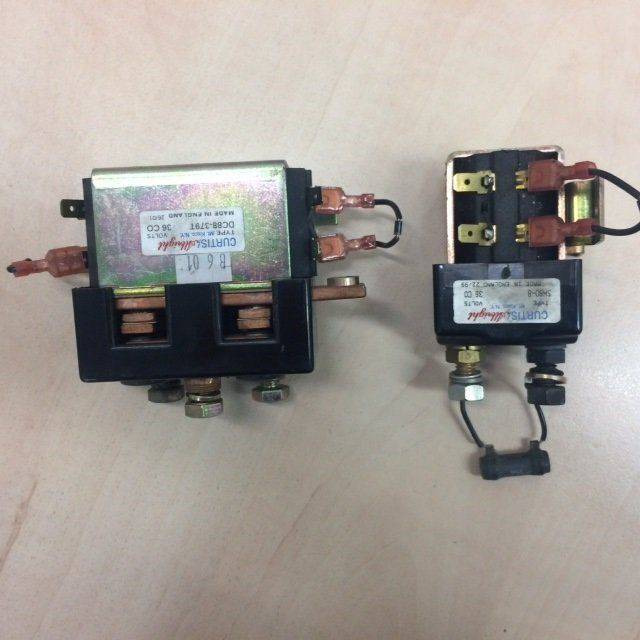 2X Contactors for Scrubber vacuum cleaner Nilfisk BR 850 - Sistem electric pentru Echipament curățenie: Foto 3 2X Contactors for Scrubber vacuum cleaner Nilfisk BR 850 - Sistem electric pentru Echipament curățenie: Foto 3