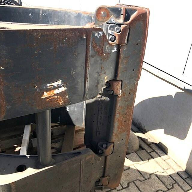 Cascade 360° Rotating Paper Roll Clamp - Clemă: Foto 3 Cascade 360° Rotating Paper Roll Clamp - Clemă: Foto 3