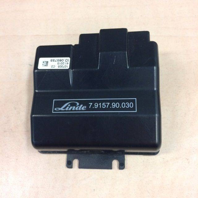 Controller wiper for Linde /396-01/ - Calculator de bord pentru Stivuitor: Foto 3 Controller wiper for Linde /396-01/ - Calculator de bord pentru Stivuitor: Foto 3