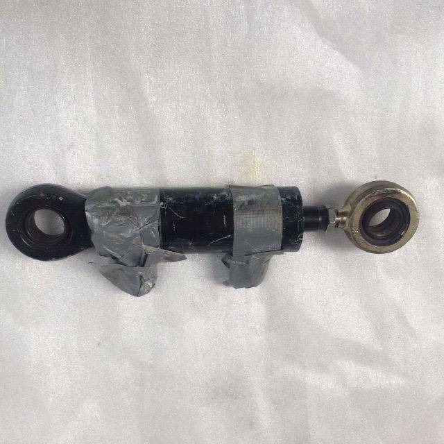 Cylinder for Jungheinrich ETV 216 - Cilindru hidraulic pentru Stivuitor: Foto 1 Cylinder for Jungheinrich ETV 216 - Cilindru hidraulic pentru Stivuitor: Foto 1