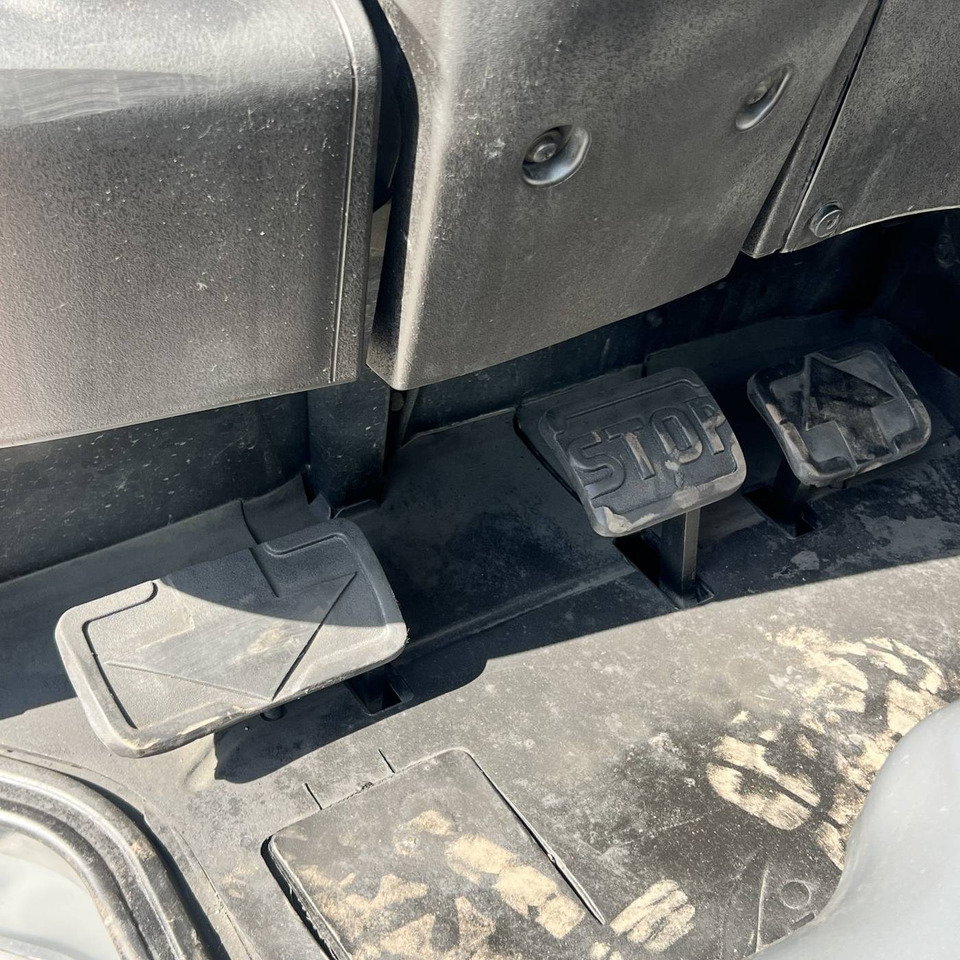 Leasing de Linde E16PH (386-02) EVO Linde E16PH (386-02) EVO: Foto 9 Leasing de Linde E16PH (386-02) EVO Linde E16PH (386-02) EVO: Foto 9