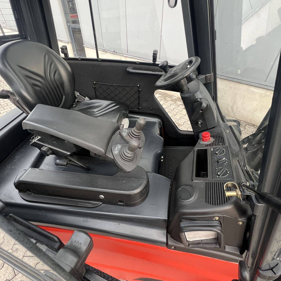 Linde E20PH (386) - Electrostivuitor: Foto 5 Linde E20PH (386) - Electrostivuitor: Foto 5