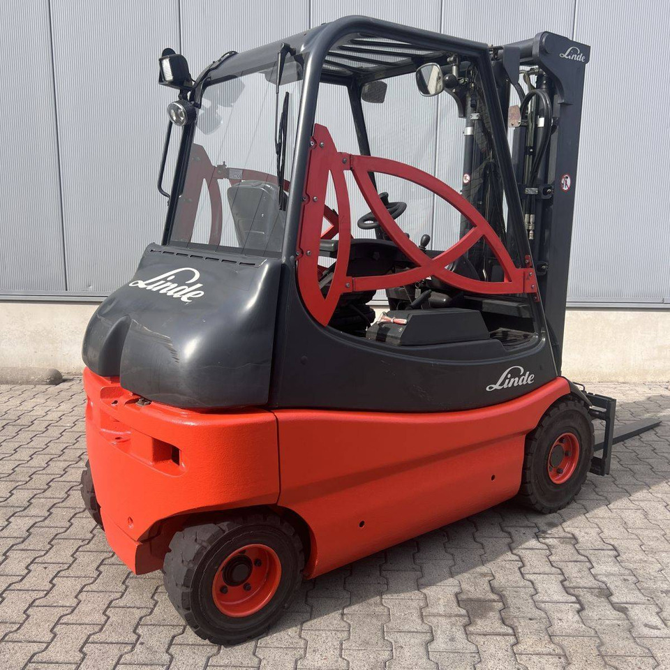 Linde E25S (336-03) - Electrostivuitor: Foto 2 Linde E25S (336-03) - Electrostivuitor: Foto 2