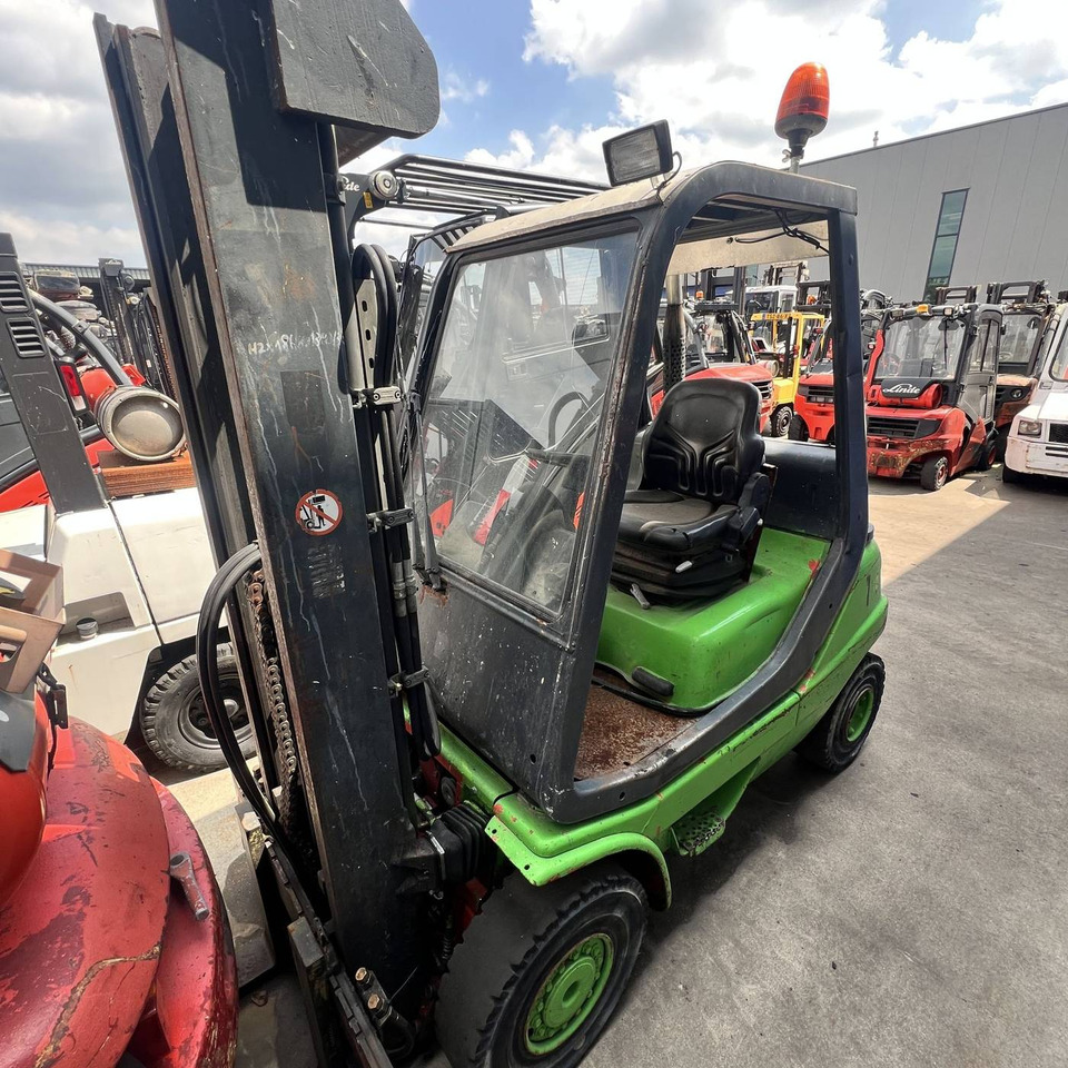 Linde H25D (351-03) - Stivuitor diesel: Foto 1 Linde H25D (351-03) - Stivuitor diesel: Foto 1