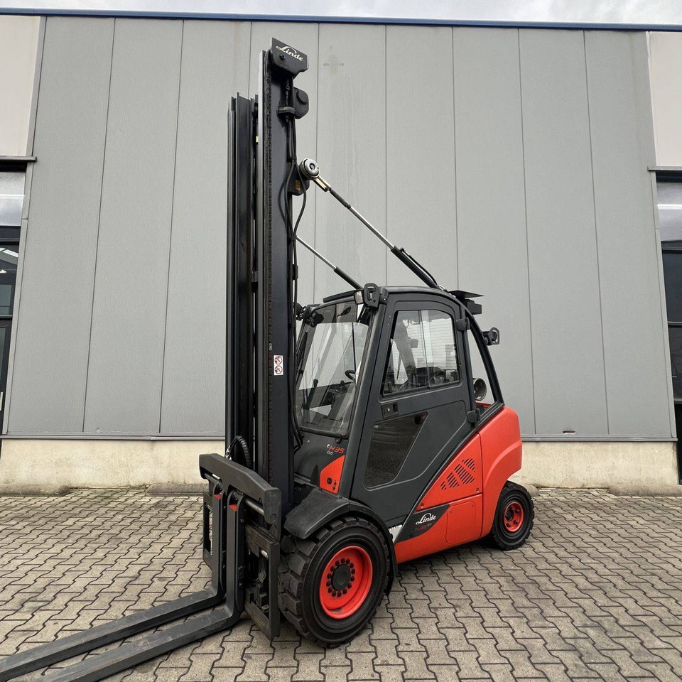 Linde H35T-02 (393) EVO - Stivuitor GPL: Foto 1 Linde H35T-02 (393) EVO - Stivuitor GPL: Foto 1