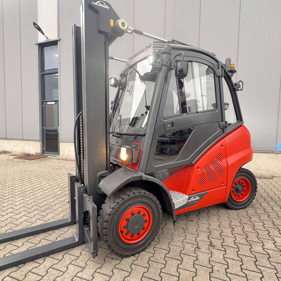 Linde H40D (394-02) EVO - Stivuitor diesel: Foto 1 Linde H40D (394-02) EVO - Stivuitor diesel: Foto 1