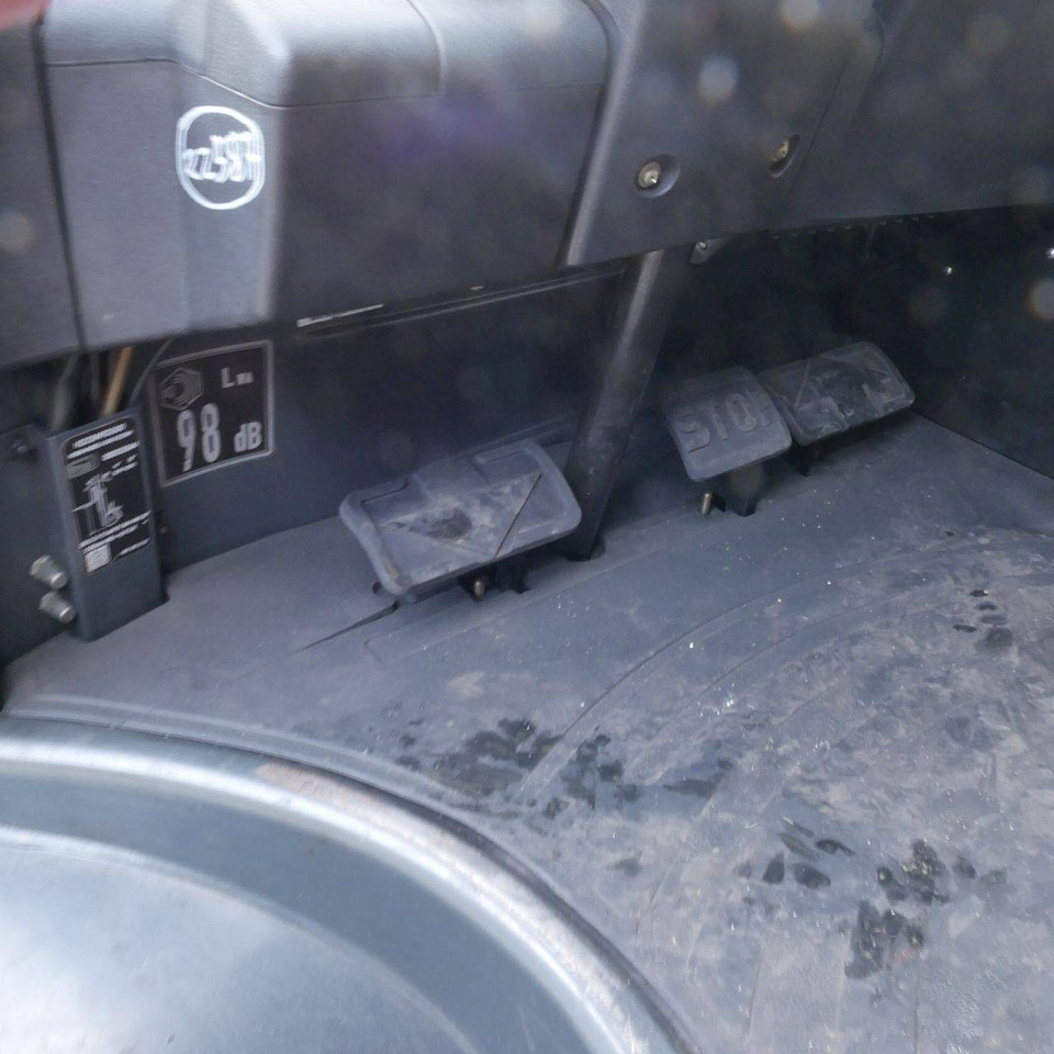 Stivuitor GPL Linde H40T-02 EVO (394): Foto 6 Stivuitor GPL Linde H40T-02 EVO (394): Foto 6