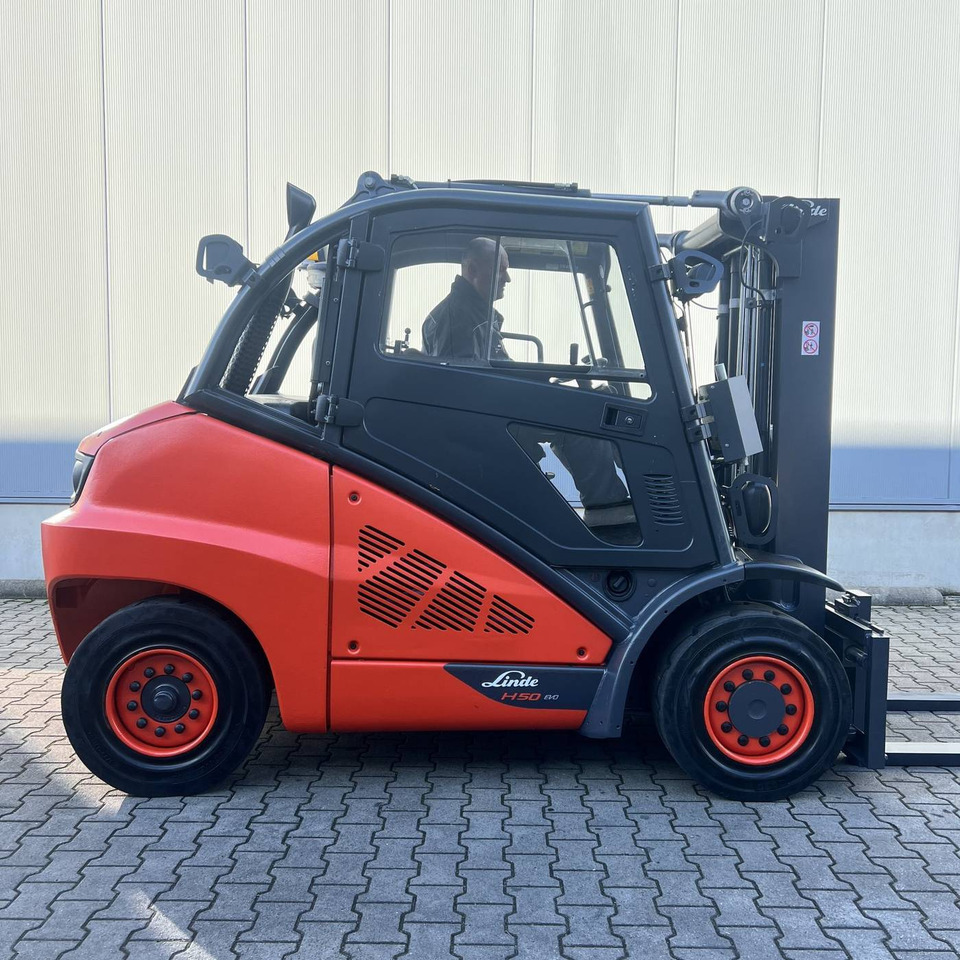 Linde H50D/600 (394-02) LOW - Stivuitor diesel: Foto 3 Linde H50D/600 (394-02) LOW - Stivuitor diesel: Foto 3