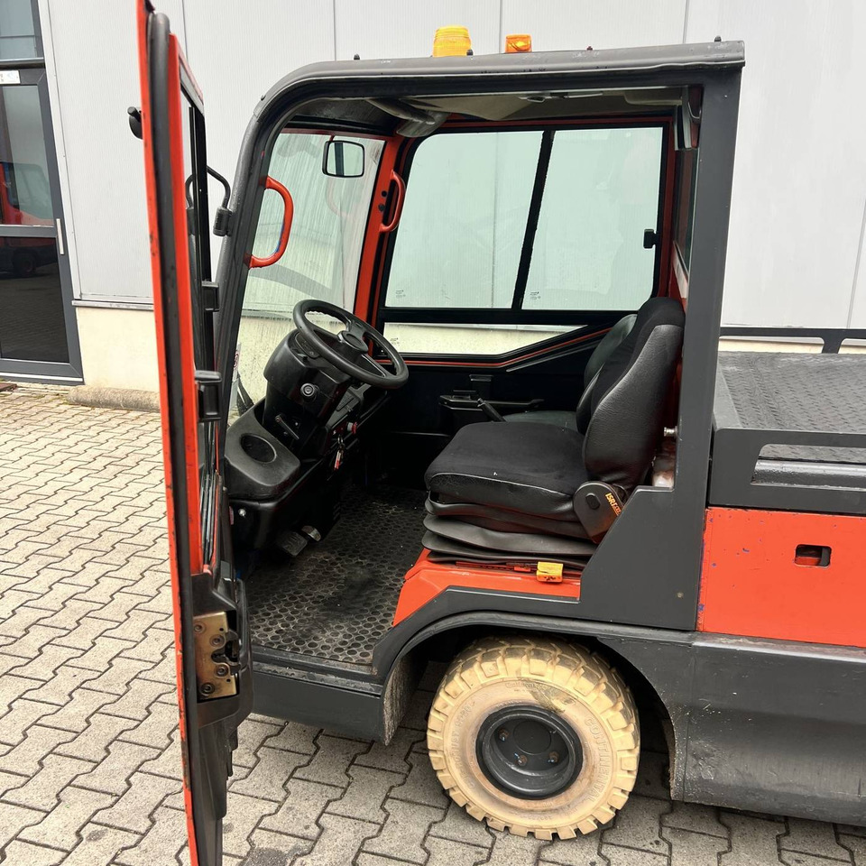 Linde P250 LWB (127) - Tractor electric: Foto 4 Linde P250 LWB (127) - Tractor electric: Foto 4