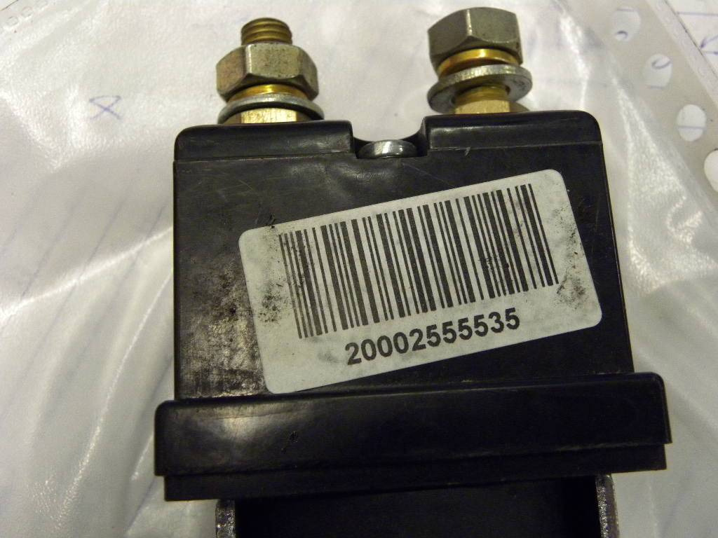 Magnetic switch for Caterpillar NR16N - Sistem electric pentru Stivuitor: Foto 4 Magnetic switch for Caterpillar NR16N - Sistem electric pentru Stivuitor: Foto 4