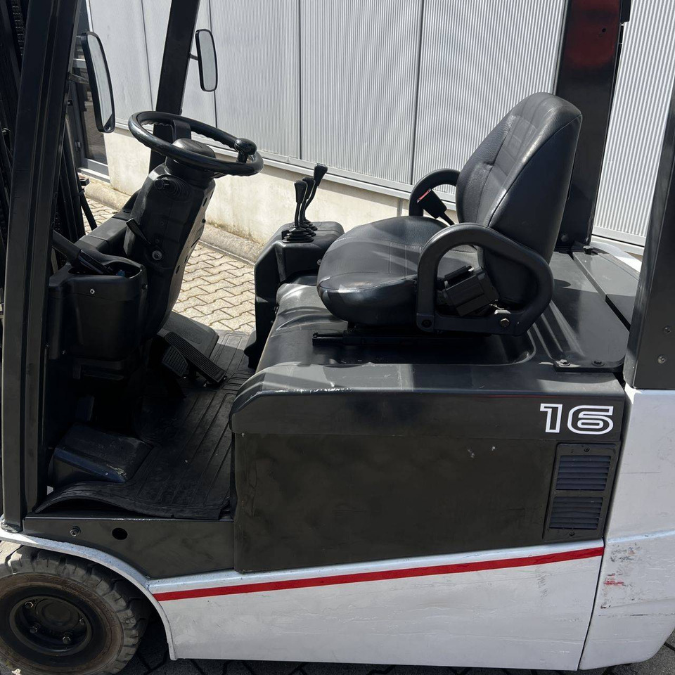 Nissan TX16 (G1N1L16Q) - Electrostivuitor: Foto 4 Nissan TX16 (G1N1L16Q) - Electrostivuitor: Foto 4