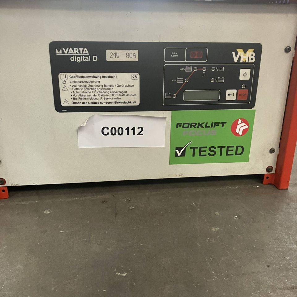 Hawker 24V 80A Digital D - Piesă de schimb pentru Stivuitor: Foto 3 Hawker 24V 80A Digital D - Piesă de schimb pentru Stivuitor: Foto 3