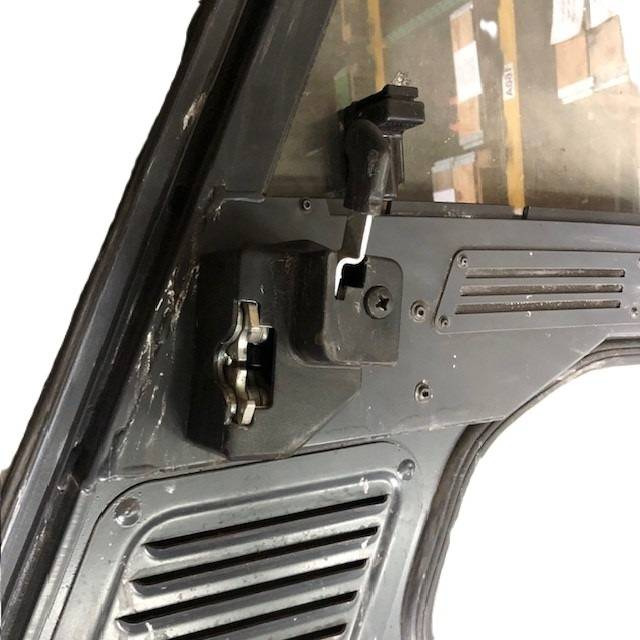 Right door for Linde 387 /388 series - Uşă și piese pentru Stivuitor: Foto 4 Right door for Linde 387 /388 series - Uşă și piese pentru Stivuitor: Foto 4