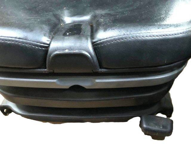 Seat for Linde 1120 Series - Scaun pentru Stivuitor: Foto 2 Seat for Linde 1120 Series - Scaun pentru Stivuitor: Foto 2