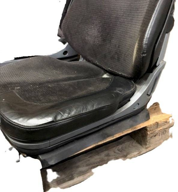 Seat for Linde 1120 series - Scaun pentru Stivuitor: Foto 4 Seat for Linde 1120 series - Scaun pentru Stivuitor: Foto 4