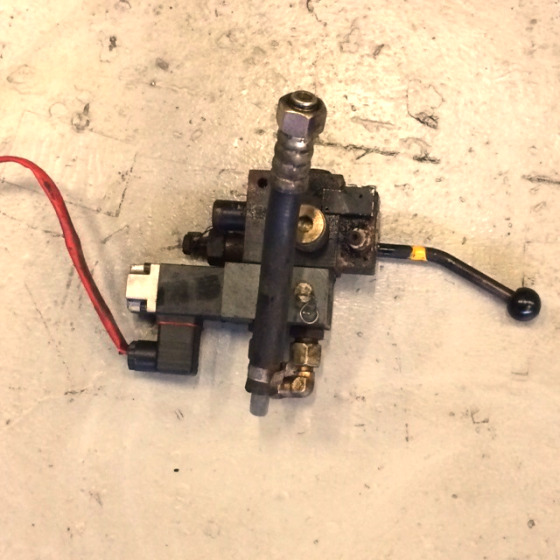 Valve Block for Jungheinrich ERC 12,5 - Supapa hidraulica pentru Stivuitor: Foto 1 Valve Block for Jungheinrich ERC 12,5 - Supapa hidraulica pentru Stivuitor: Foto 1