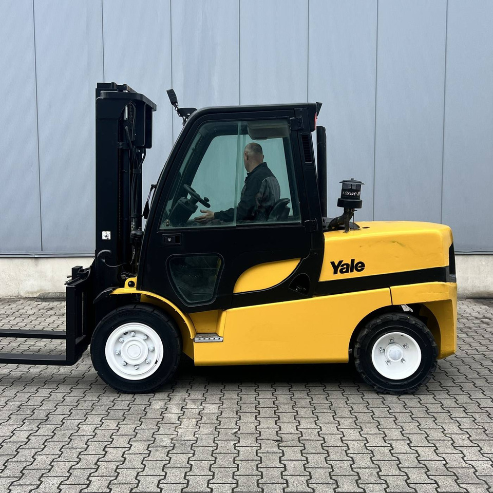 Yale GDP55VX - Stivuitor diesel: Foto 3 Yale GDP55VX - Stivuitor diesel: Foto 3