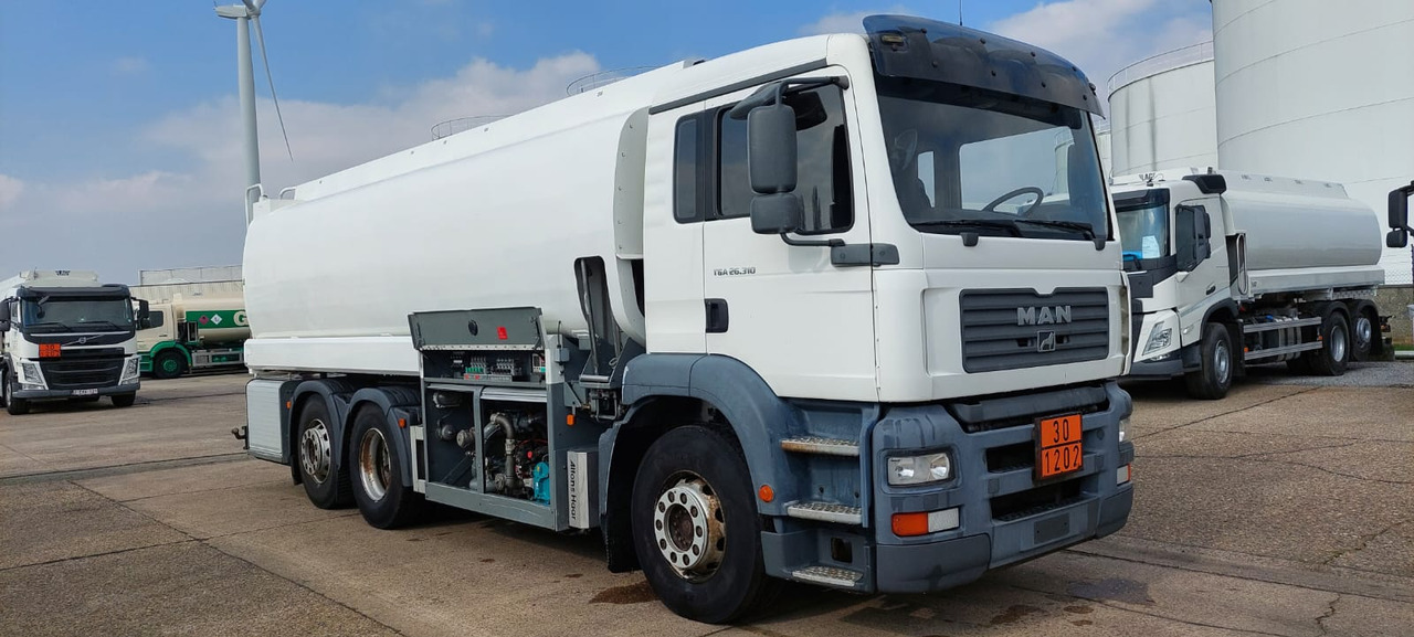 Camion cisternă MAN HS 26 FNLC: Foto 6